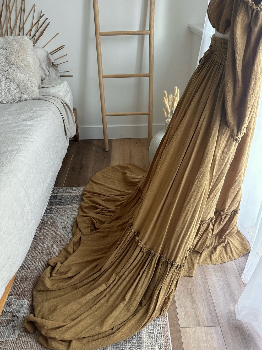 Reclamation Two-Piece Gown - Picture 3 of 7